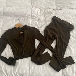 Naked Wardrobe Legging Set